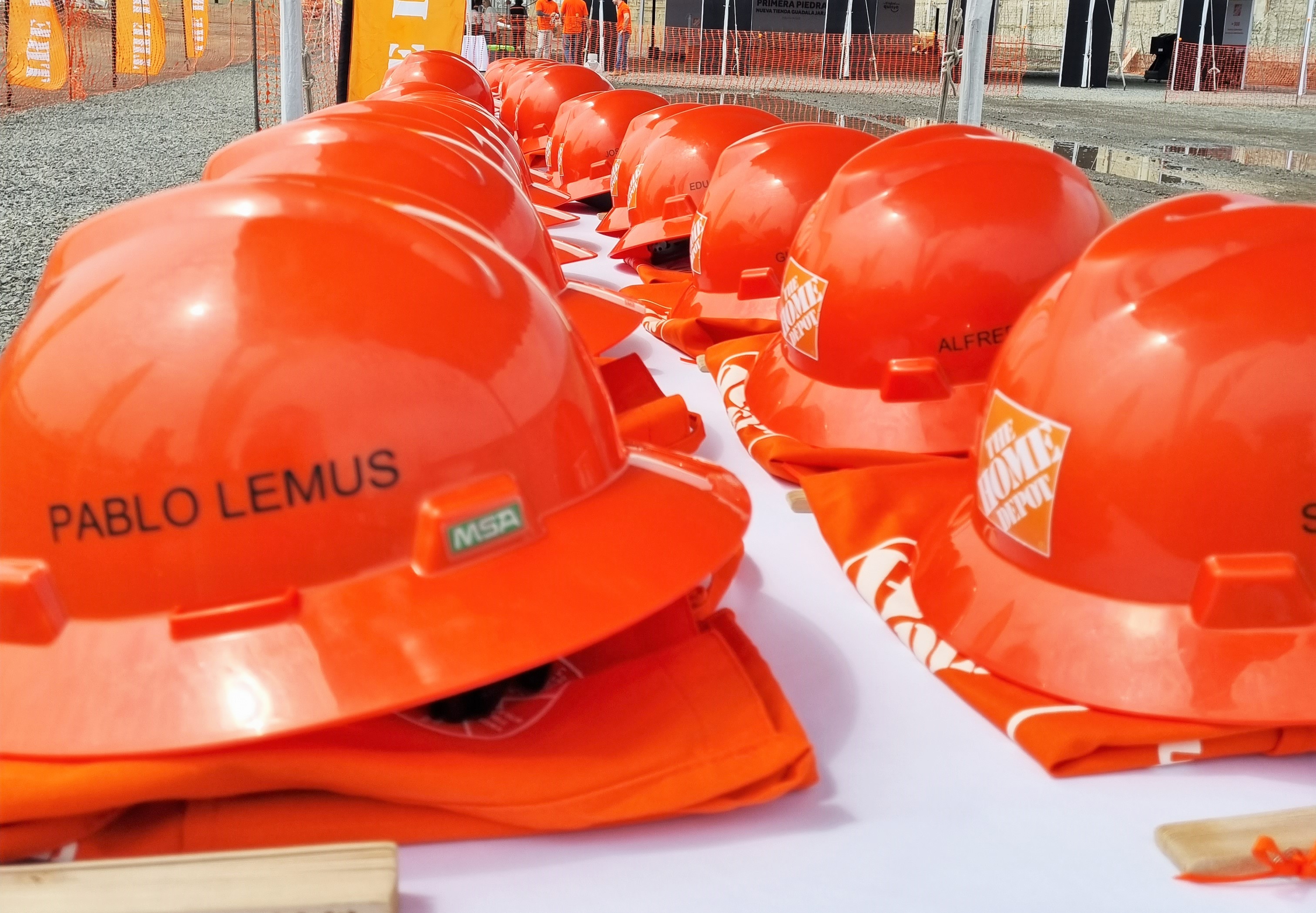 Colocan primera piedra de nueva tienda en Guadalajara The Home Depot México Newsroom